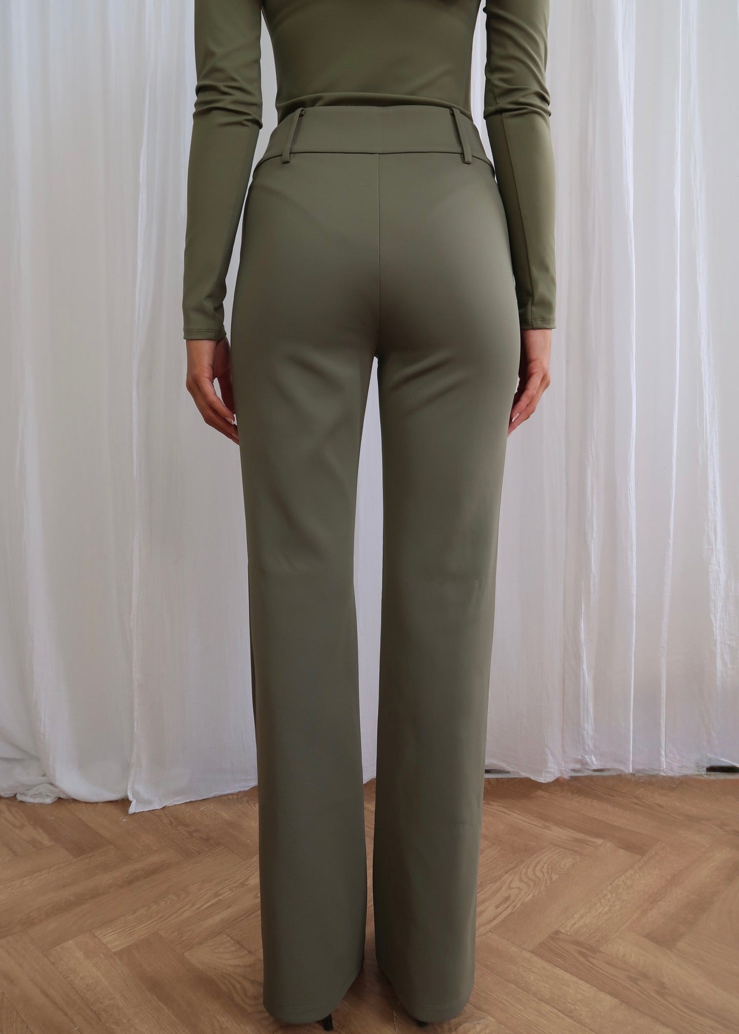 OLIVE Electric Trousers