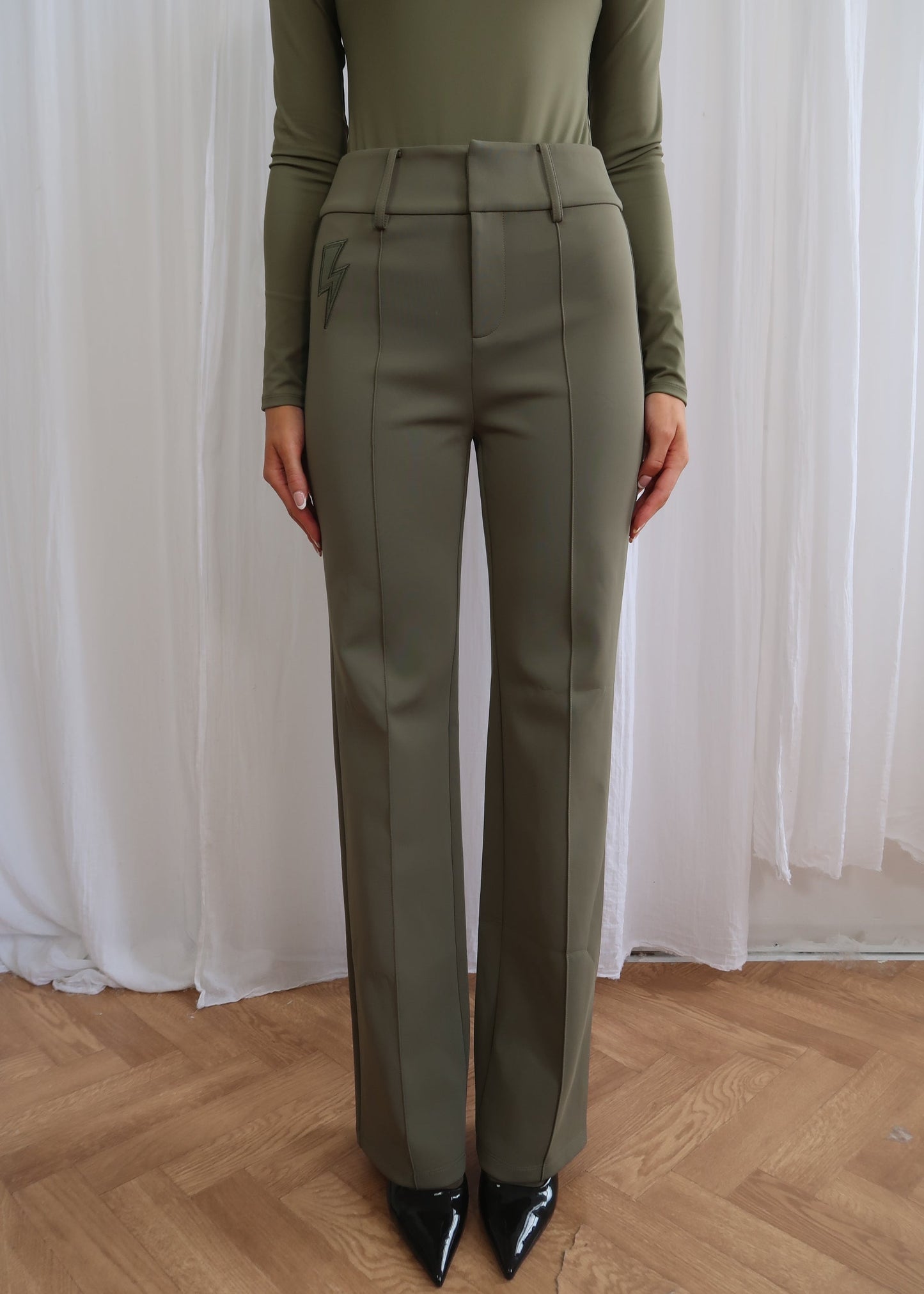 OLIVE Electric Trousers